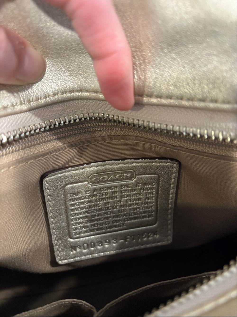 Coach Cream Leather Shoulder Tote with Buckle Straps - Picture 7 of 15
